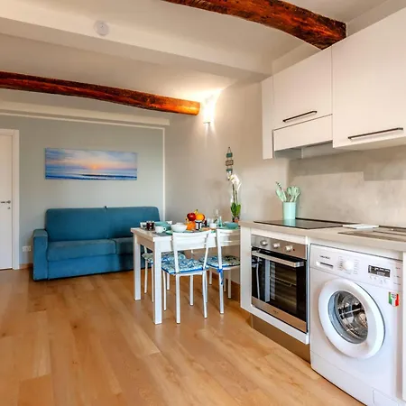 Apartment Your Sea Escape
